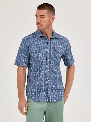 Men's Print Camp Shirt | Men's SHIRTS | Wrangler® Product Image