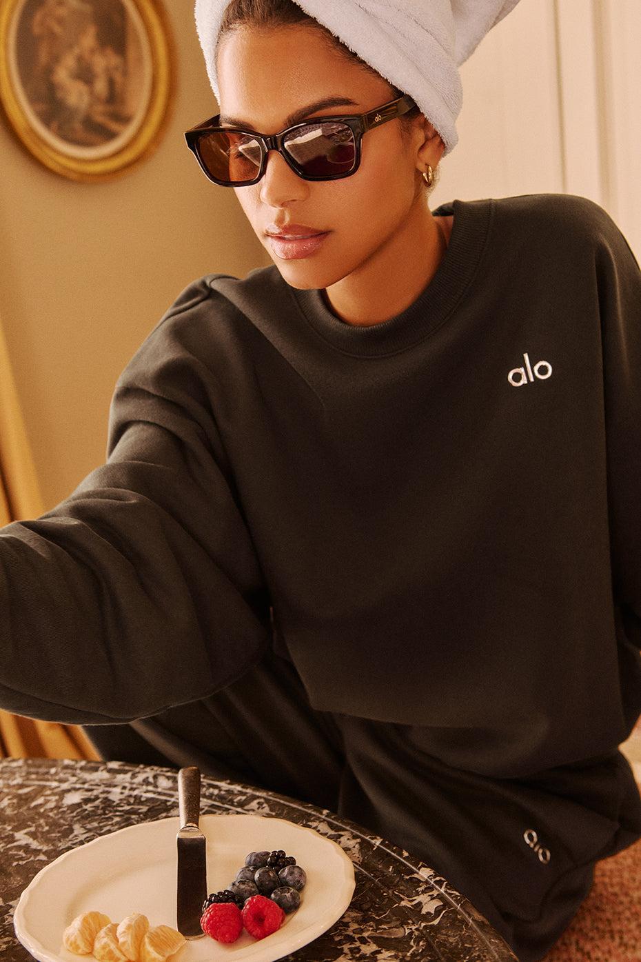 Accolade Crew Neck Pullover - Espresso Product Image