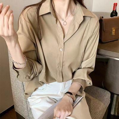 Long-Sleeve Plain Shirt Product Image