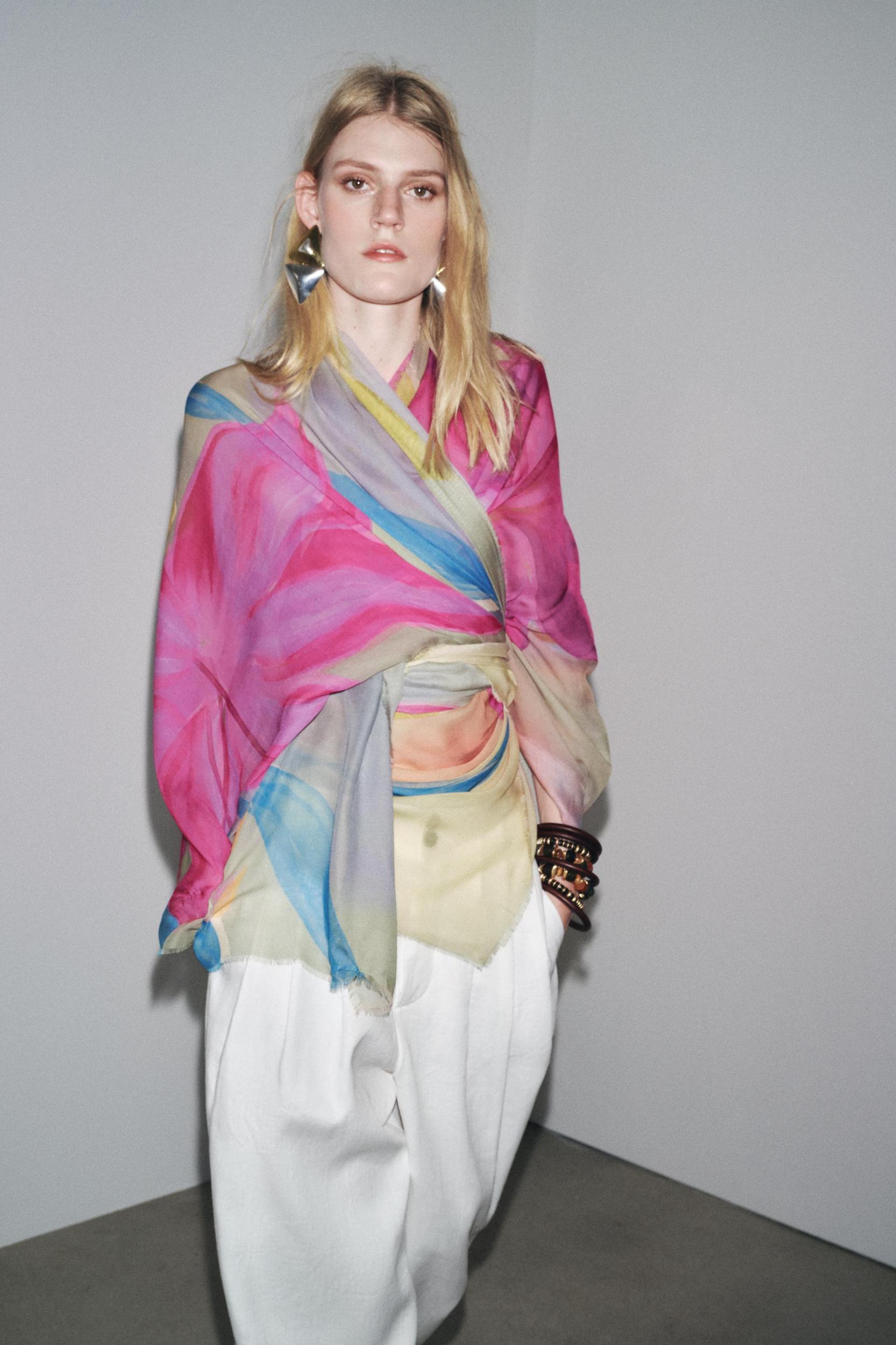 MODAL PRINTED SCARF Product Image