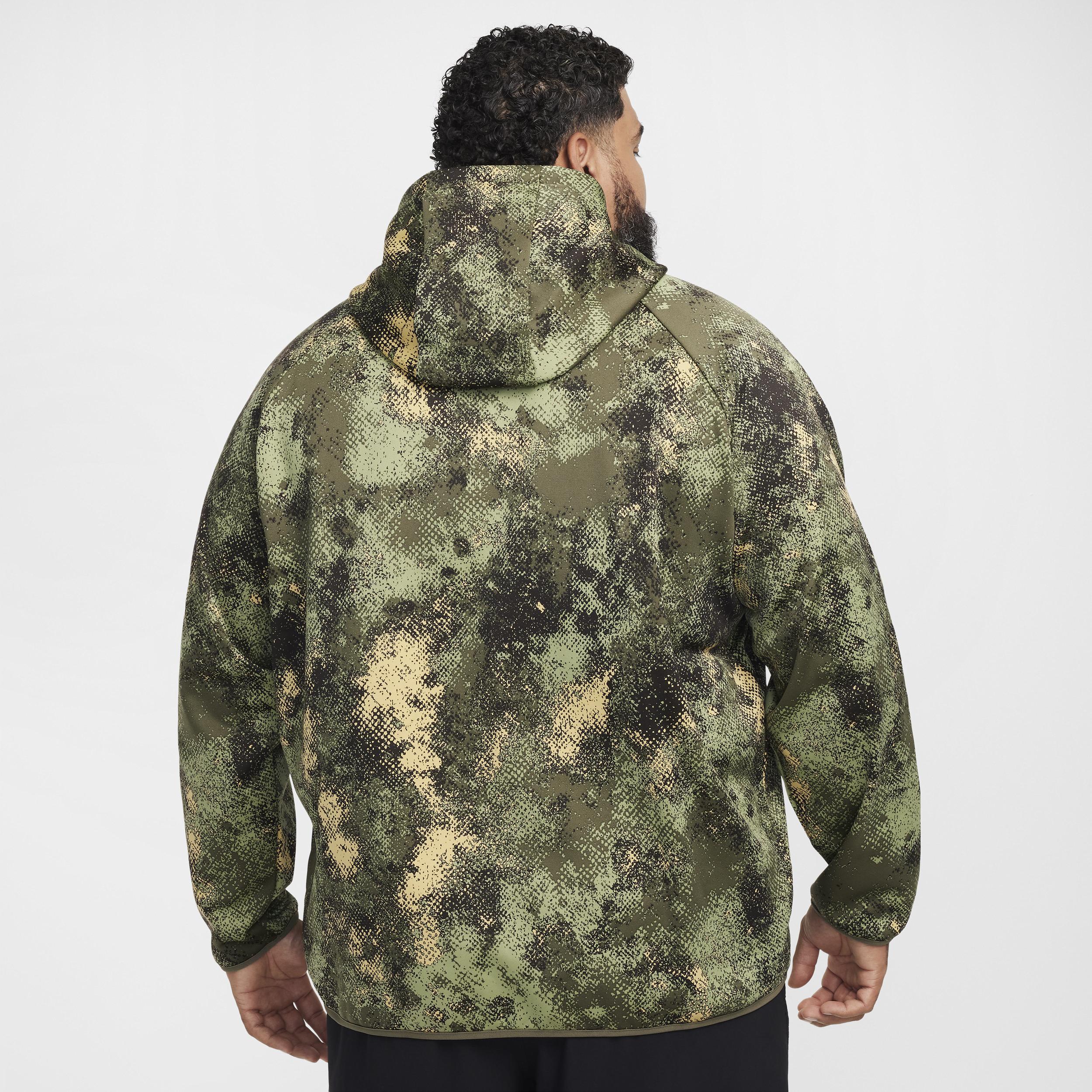 Nike Men's Camo Therma-FIT Versatile Pullover Hoodie Product Image