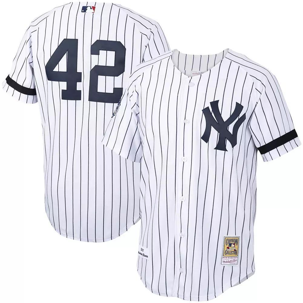Men's Mitchell & Ness Mariano Rivera White/Navy New York Yankees Home 2000 Cooperstown Collection Authentic Jersey, Size: 60 Product Image