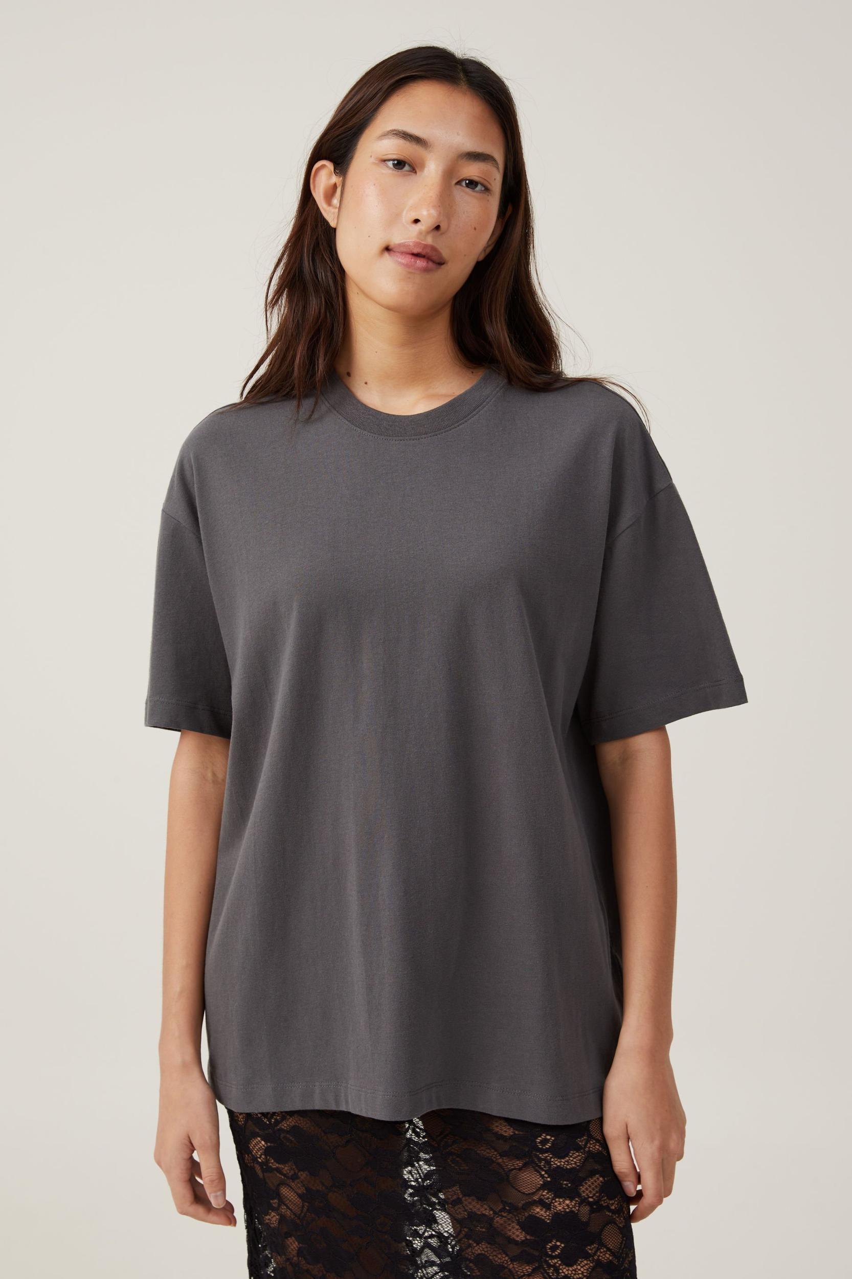 The Boxy Oversized Tee Product Image