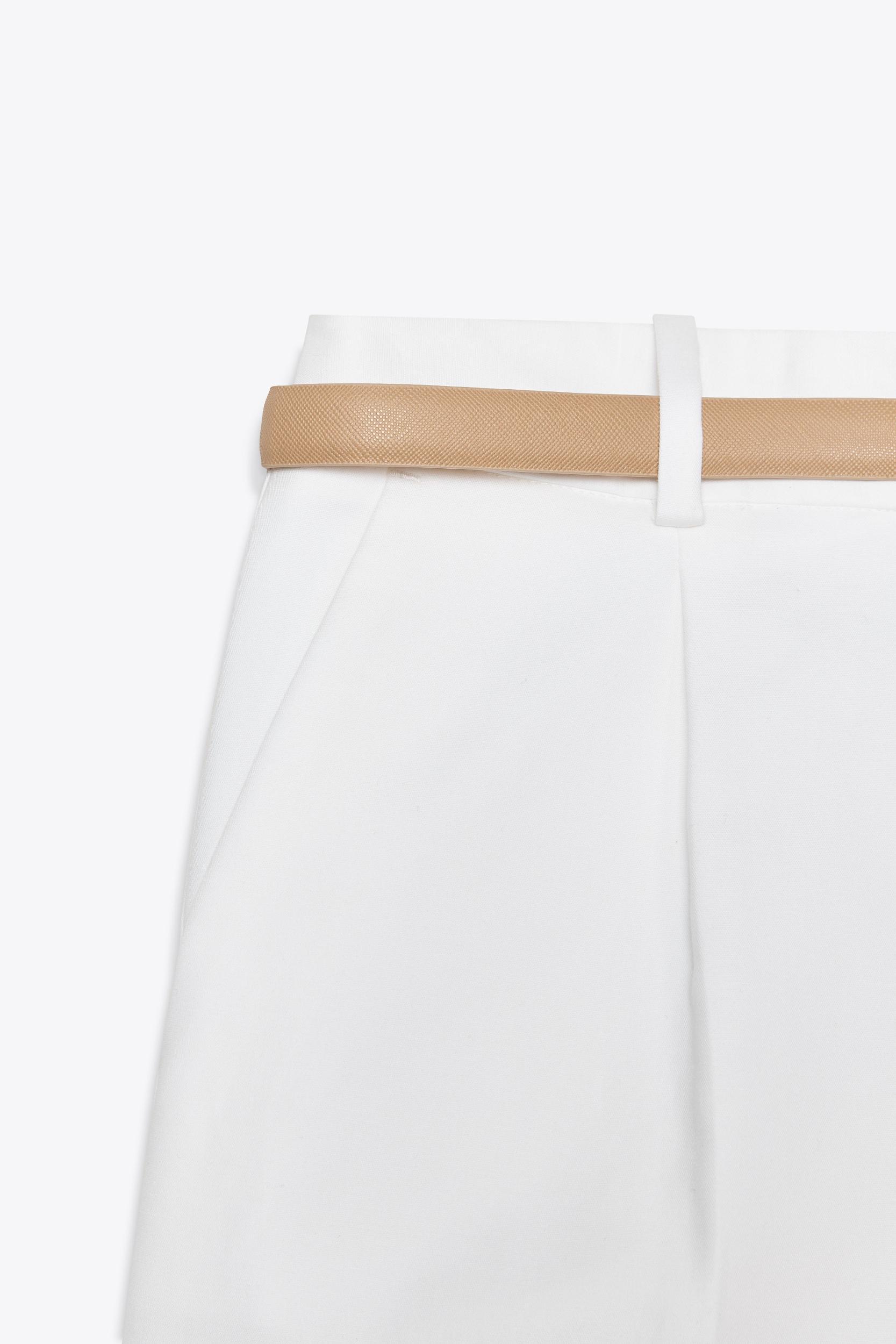 BELTED SHORTS WITH DARTS Product Image