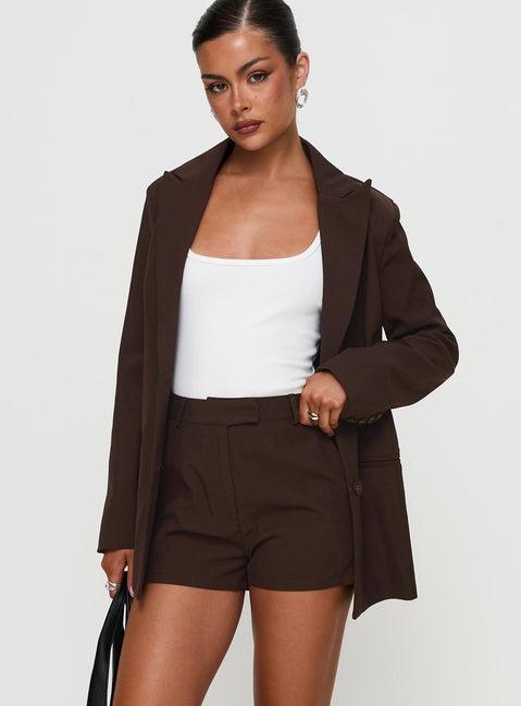 Ellerie Tailored Shorts Chocolate Product Image