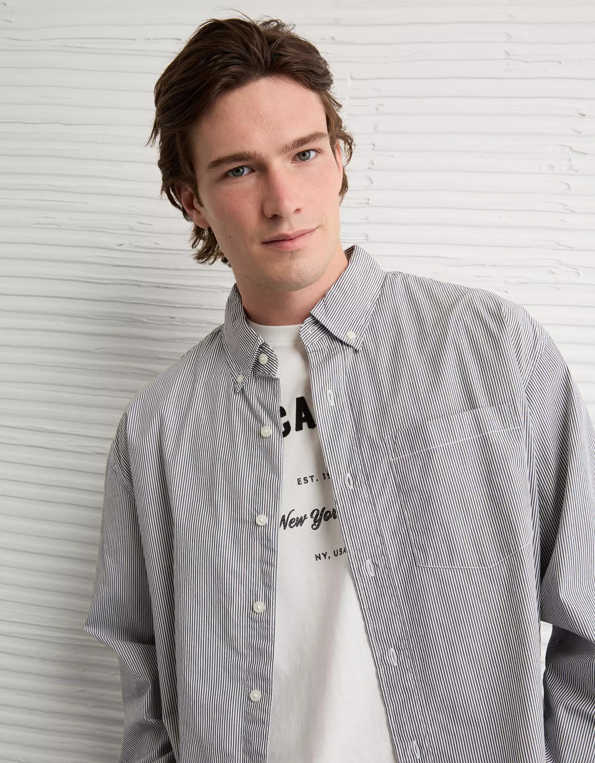 AE Everyday Relaxed Poplin Button-Up Shirt Product Image