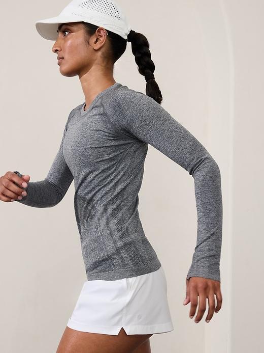 Momentum Seamless Heather Top Product Image