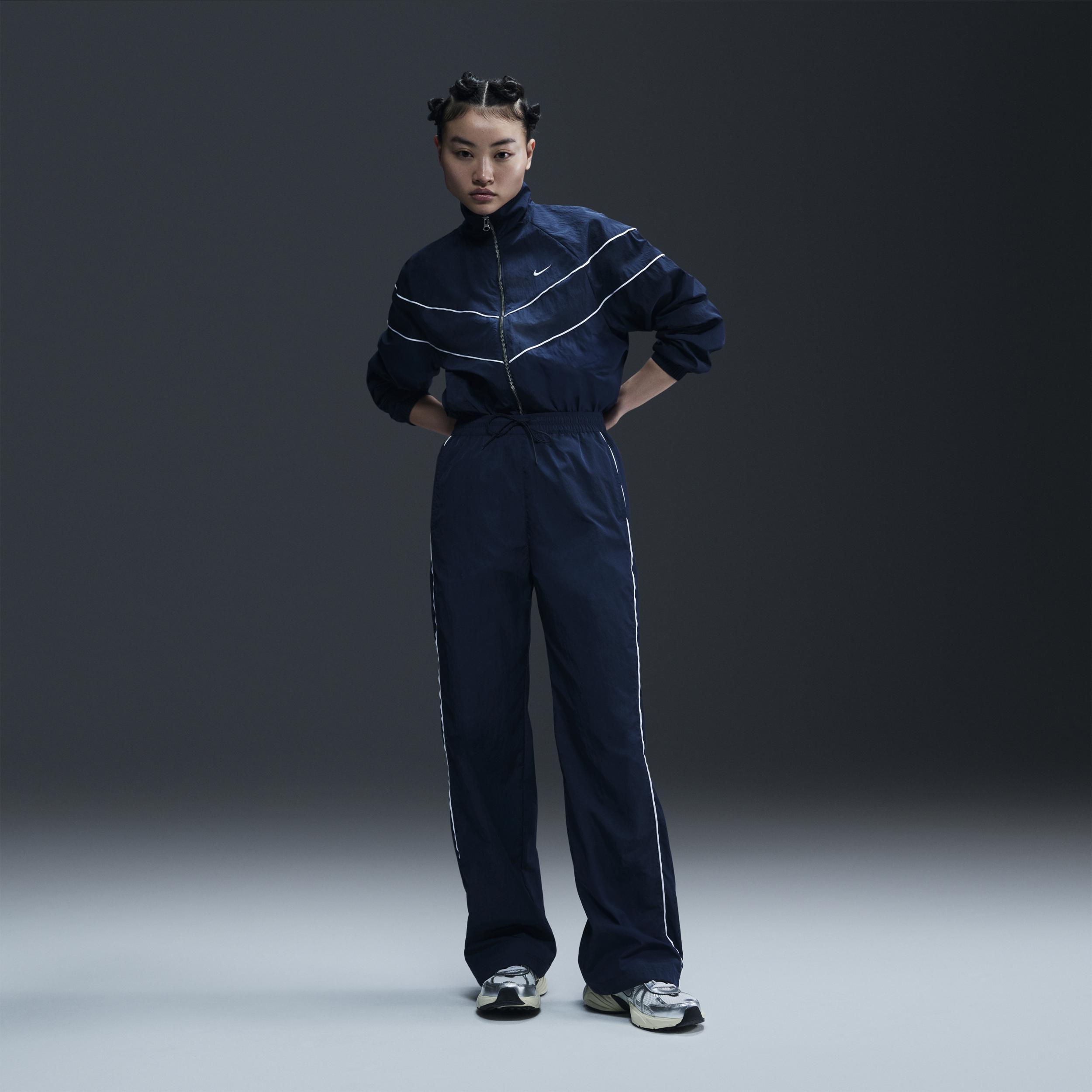 Nike Windrunner Women's Loose UV Woven Full-Zip Jacket Product Image