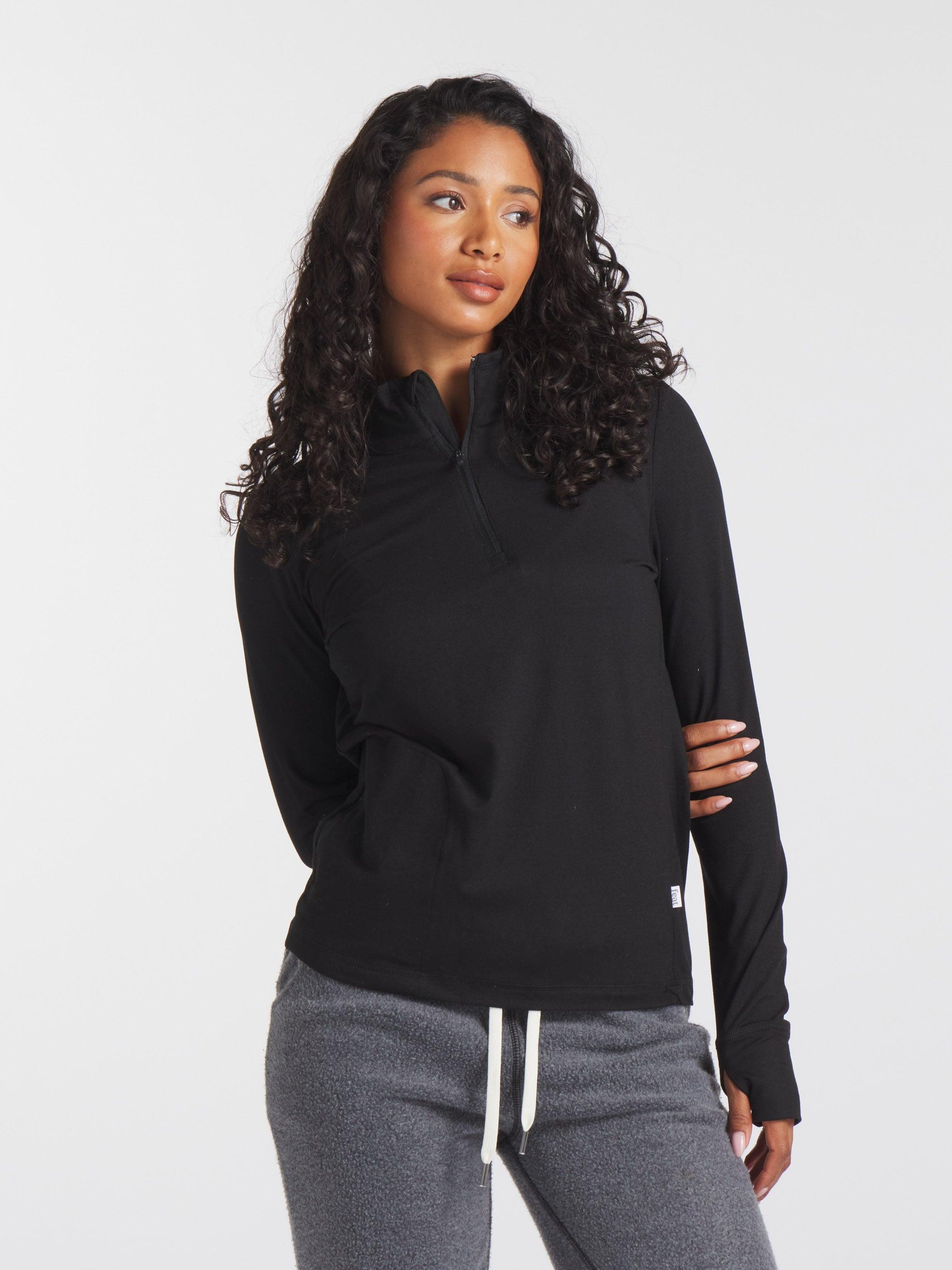 Women's Roam™ 1/4 Zip Female Product Image