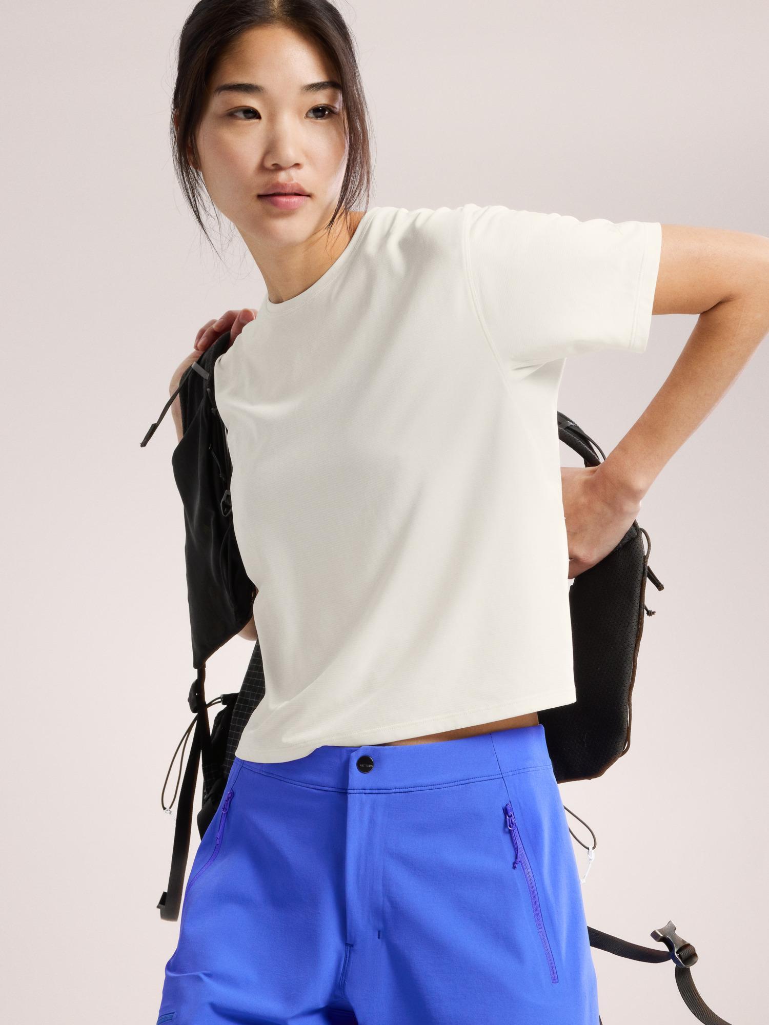 Taema Crop T-Shirt Women's Product Image