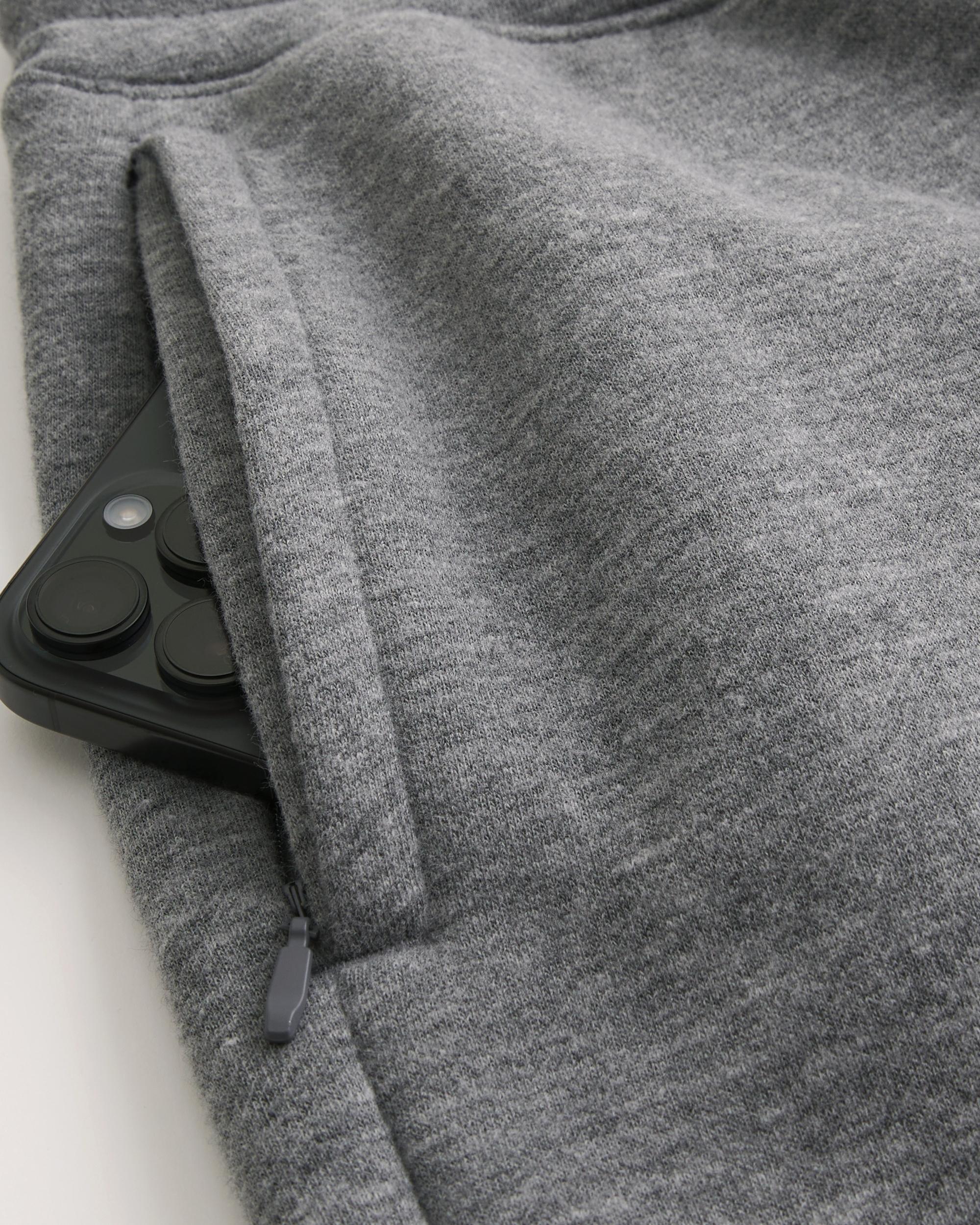 Relaxed Fleece Joggers Product Image