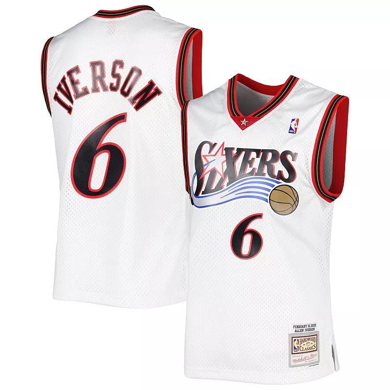 Men's Mitchell & Ness Allen Iverson White Philadelphia 76ers 2001/02 Hardwood Classics Swingman Jersey, Size: Medium, 76r White Product Image