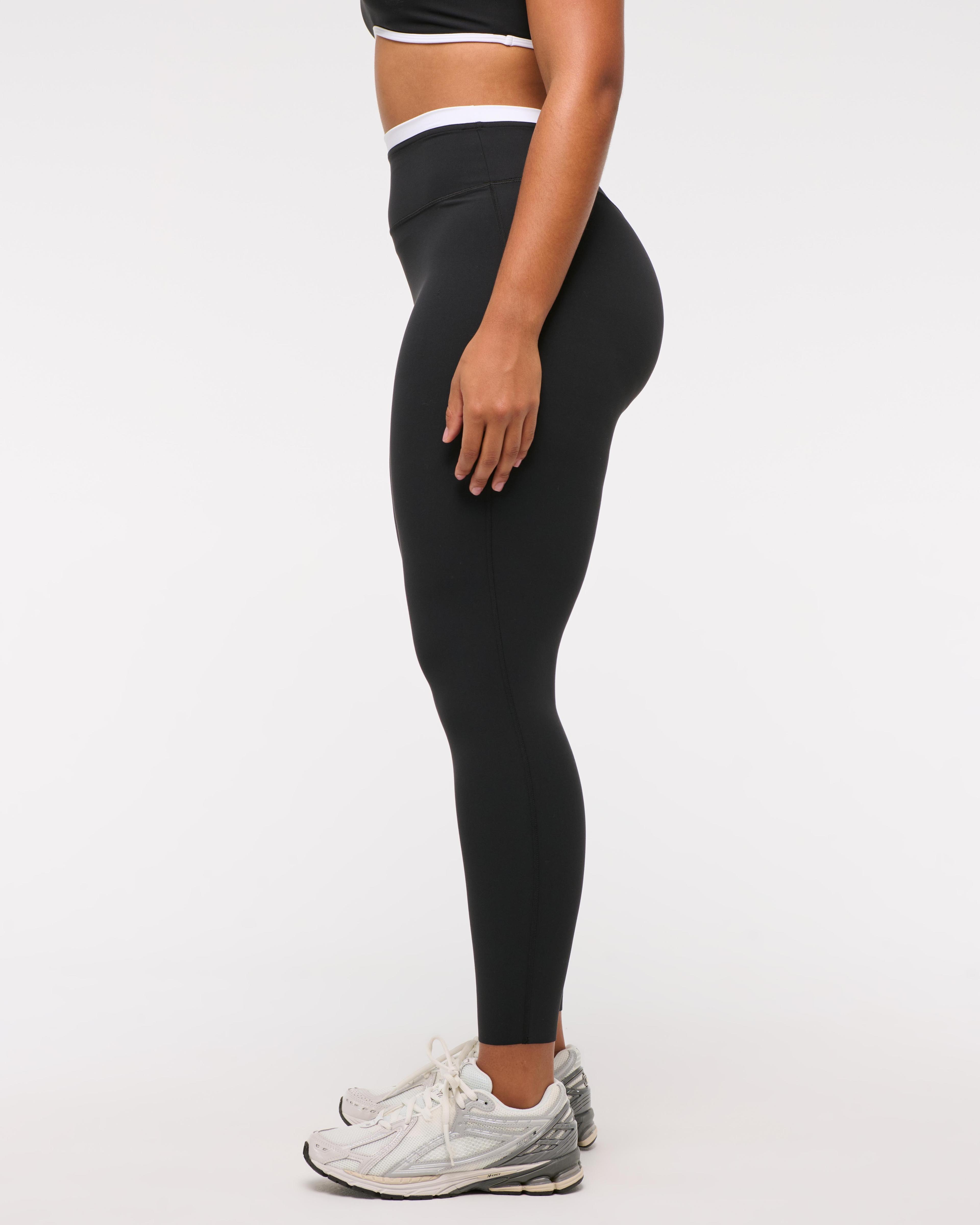 YPB studioFLEX Curve Love 7/8-Length Legging Product Image