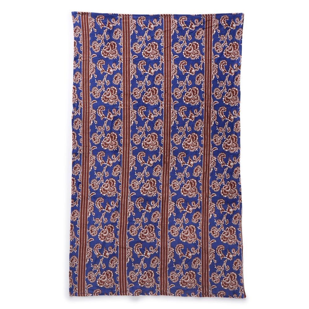 Vera Bradley Women's Outlet Fleece Essential Throw Blanket Cotswolds Ultramarine Product Image