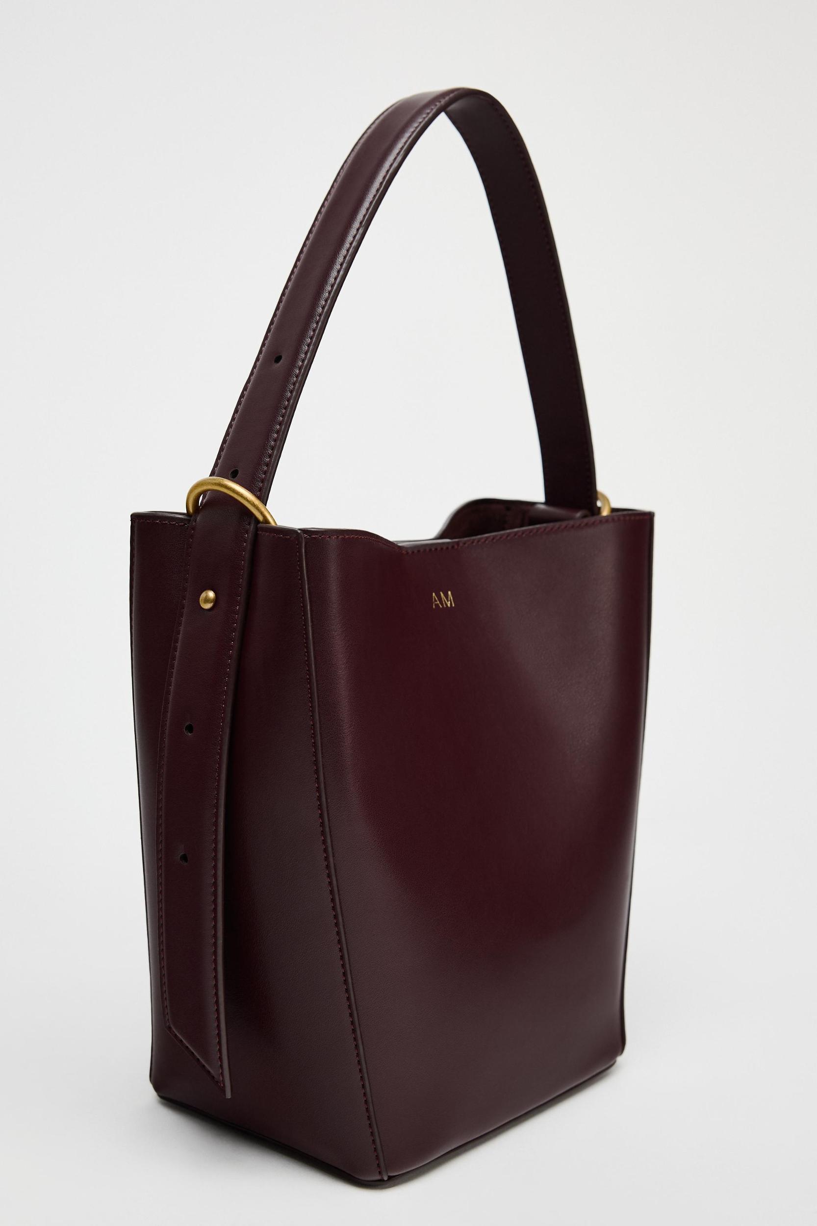 BUCKET BAG Product Image