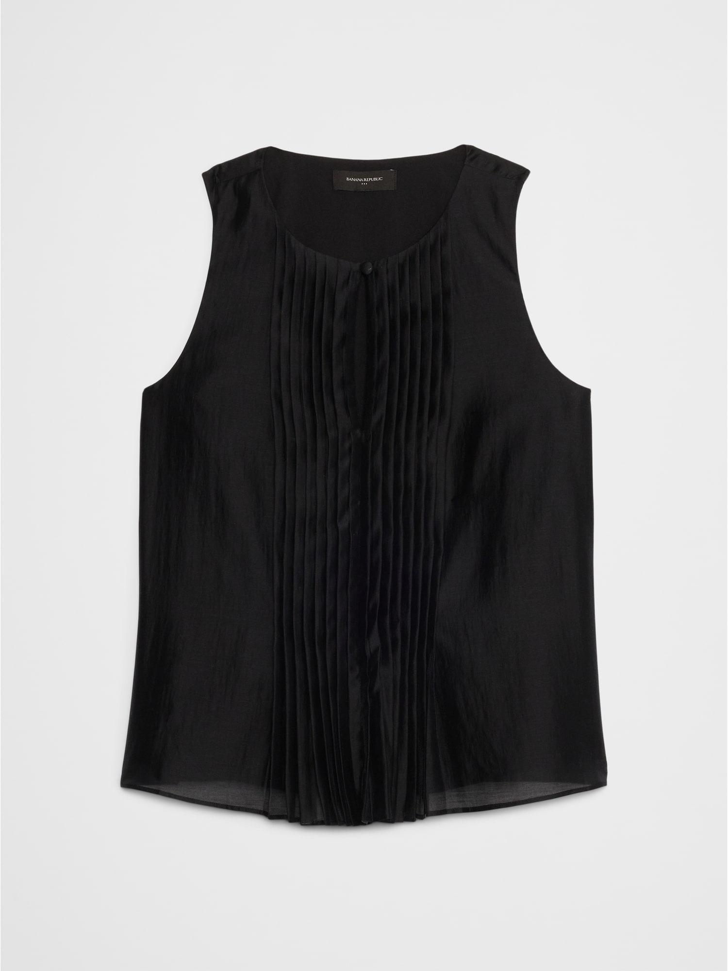 Keyhole Pleated Top Product Image