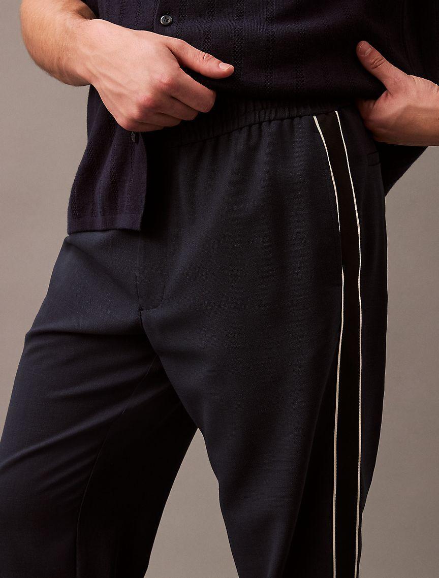 Relaxed Taper Pull-On Pant Product Image