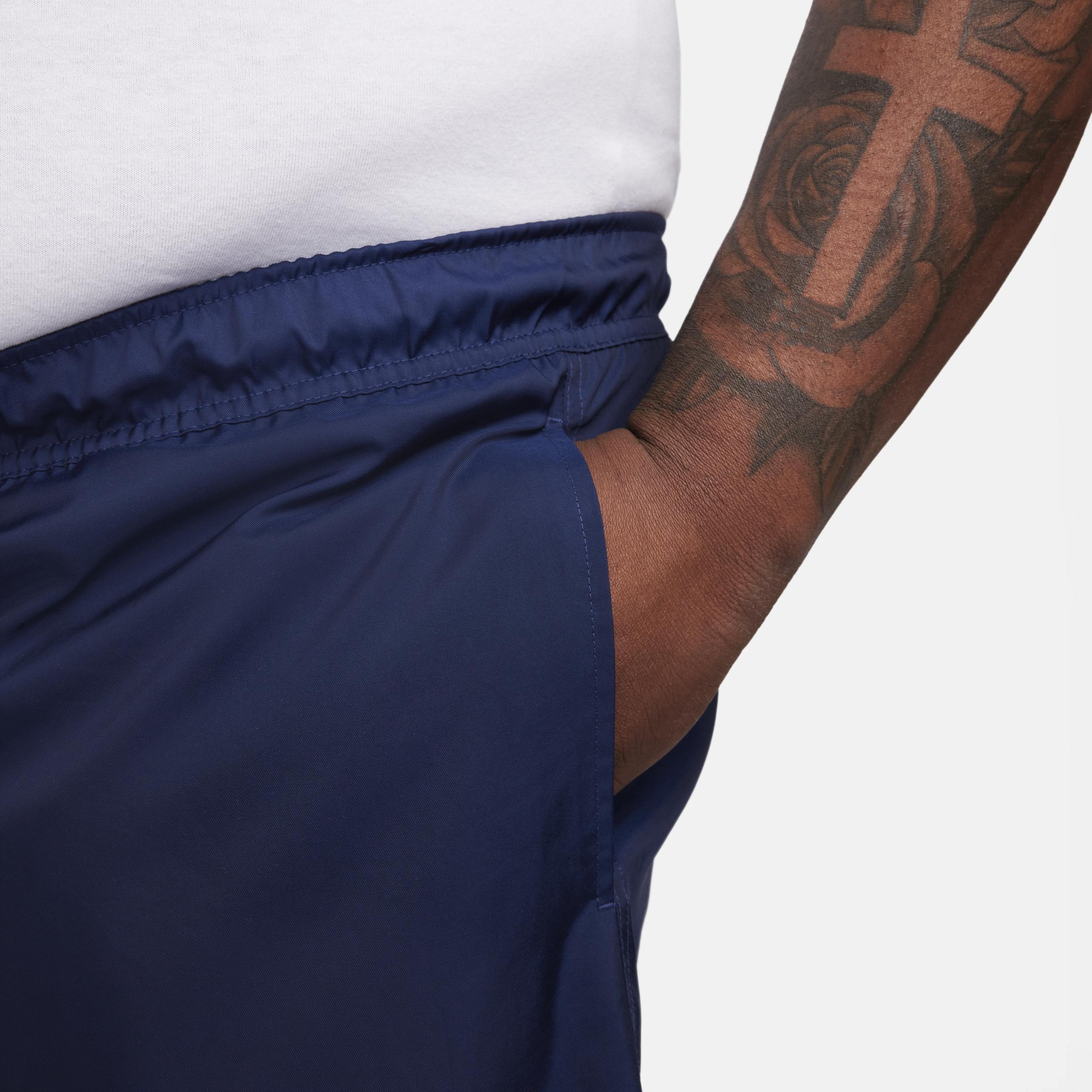 Nike Men's Club Woven Flow Shorts Product Image