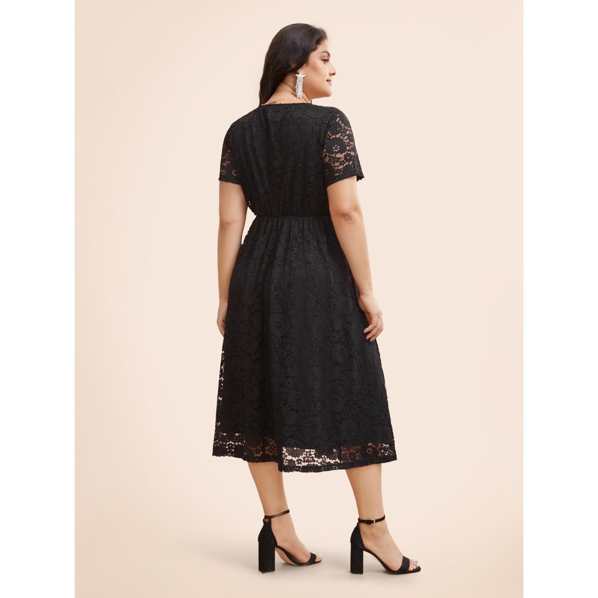 Plus Size Square Neck Lace Mesh Midi Dress Black Women Casual Woven ribbon&lace trim Square Neck Short sleeve Curvy BloomChic 28/5X Product Image