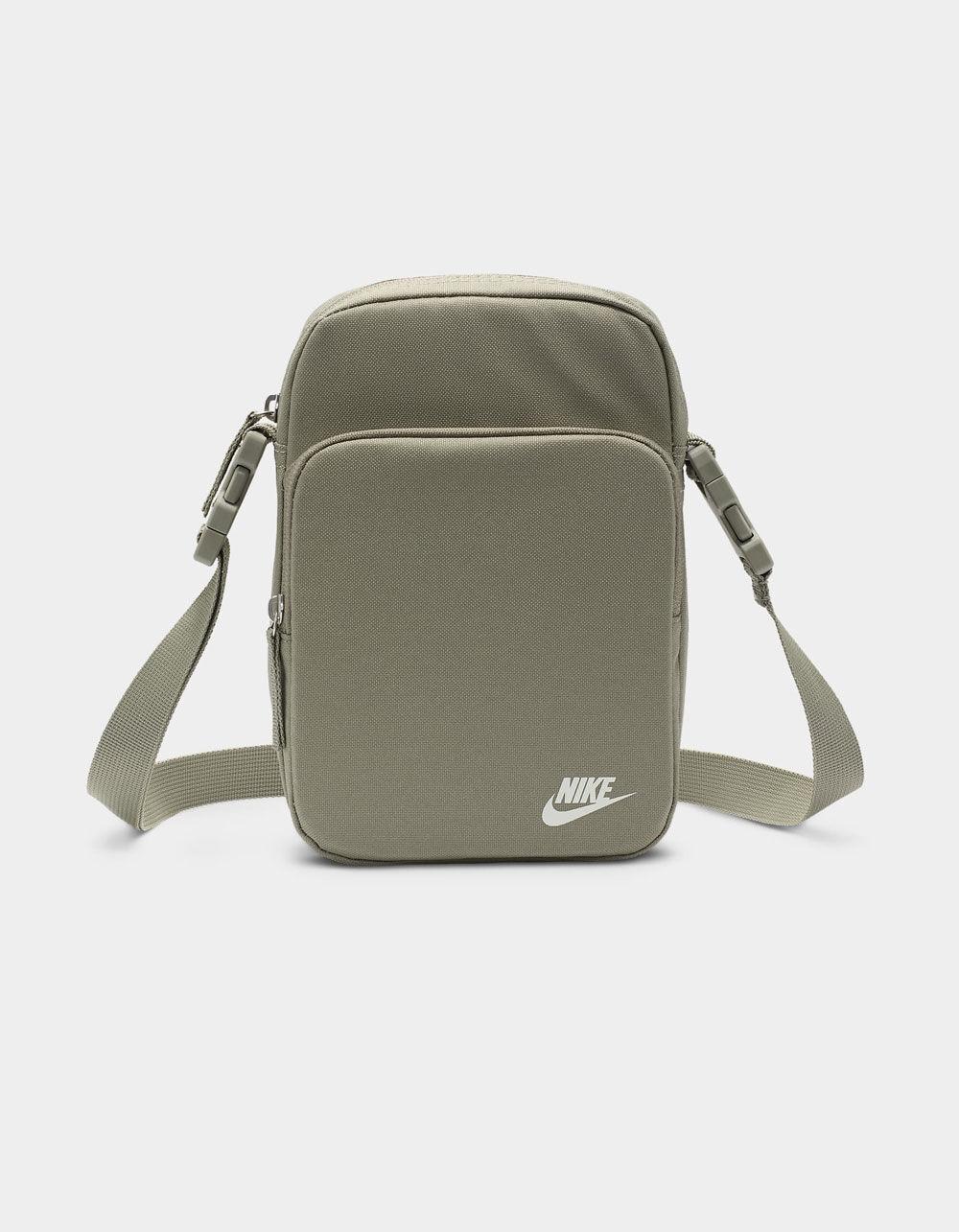 NIKE Heritage Crossbody Bag Product Image