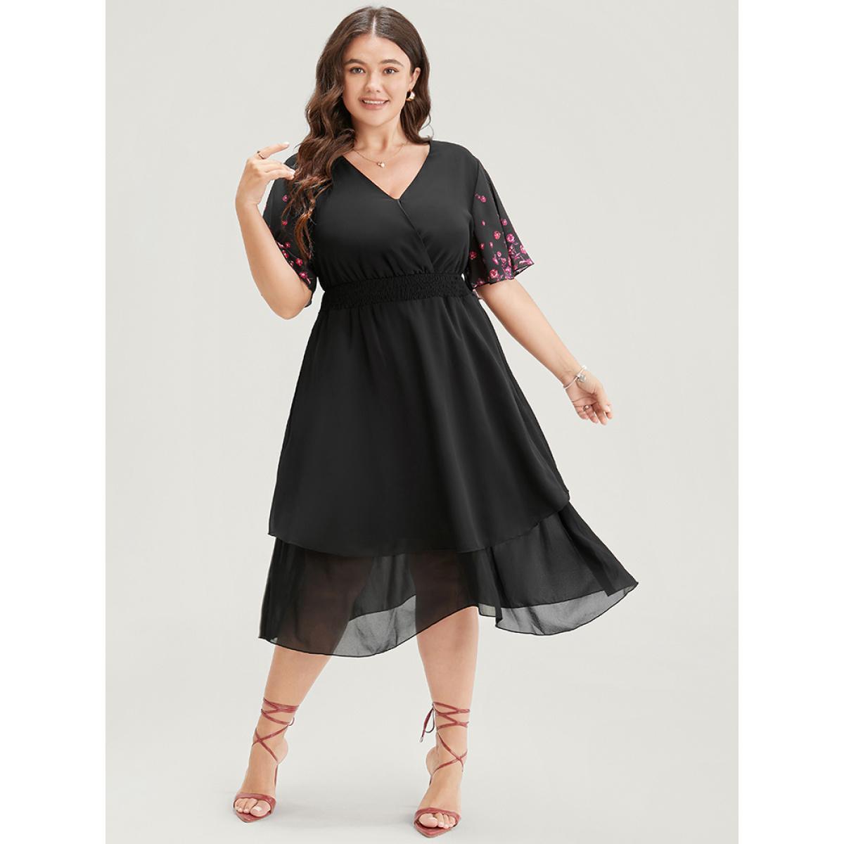 Plus Size Ditsy Floral Shirred Surplice Neck Pocket Mesh Ruffle Hem Dress Black Women Elegant Patchwork V-neck Short sleeve Curvy Midi Dress BloomChic 30/6X Product Image