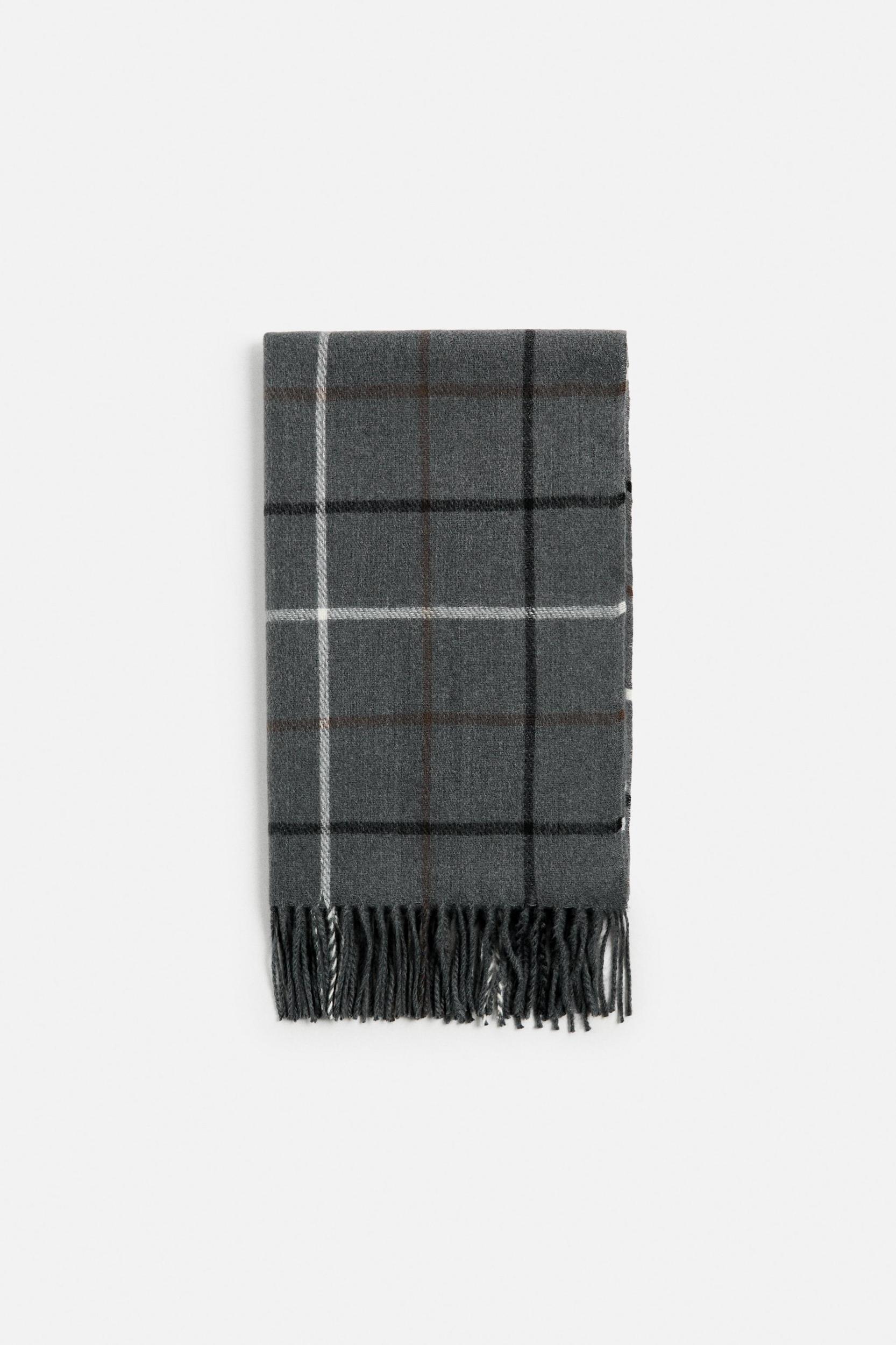 PLAID SCARF Product Image