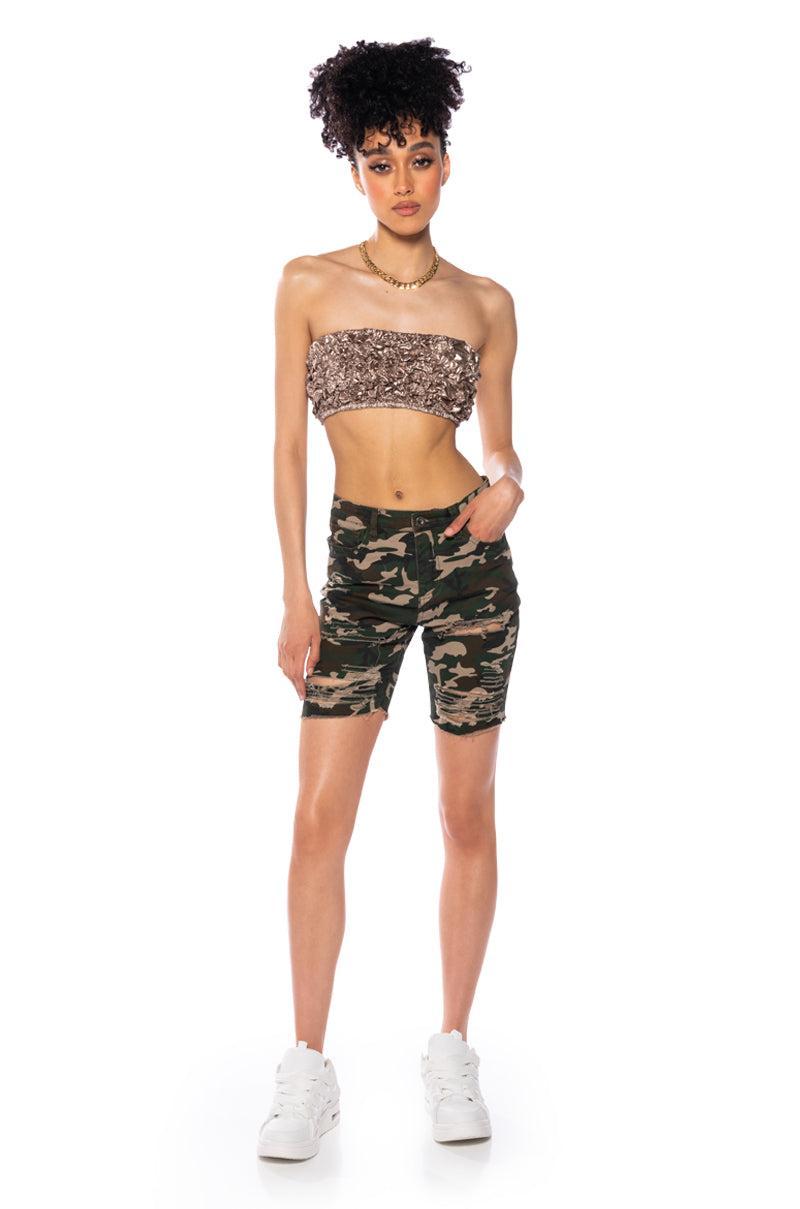 AT ATTENTION SHREDDED CAMO SHORT Product Image