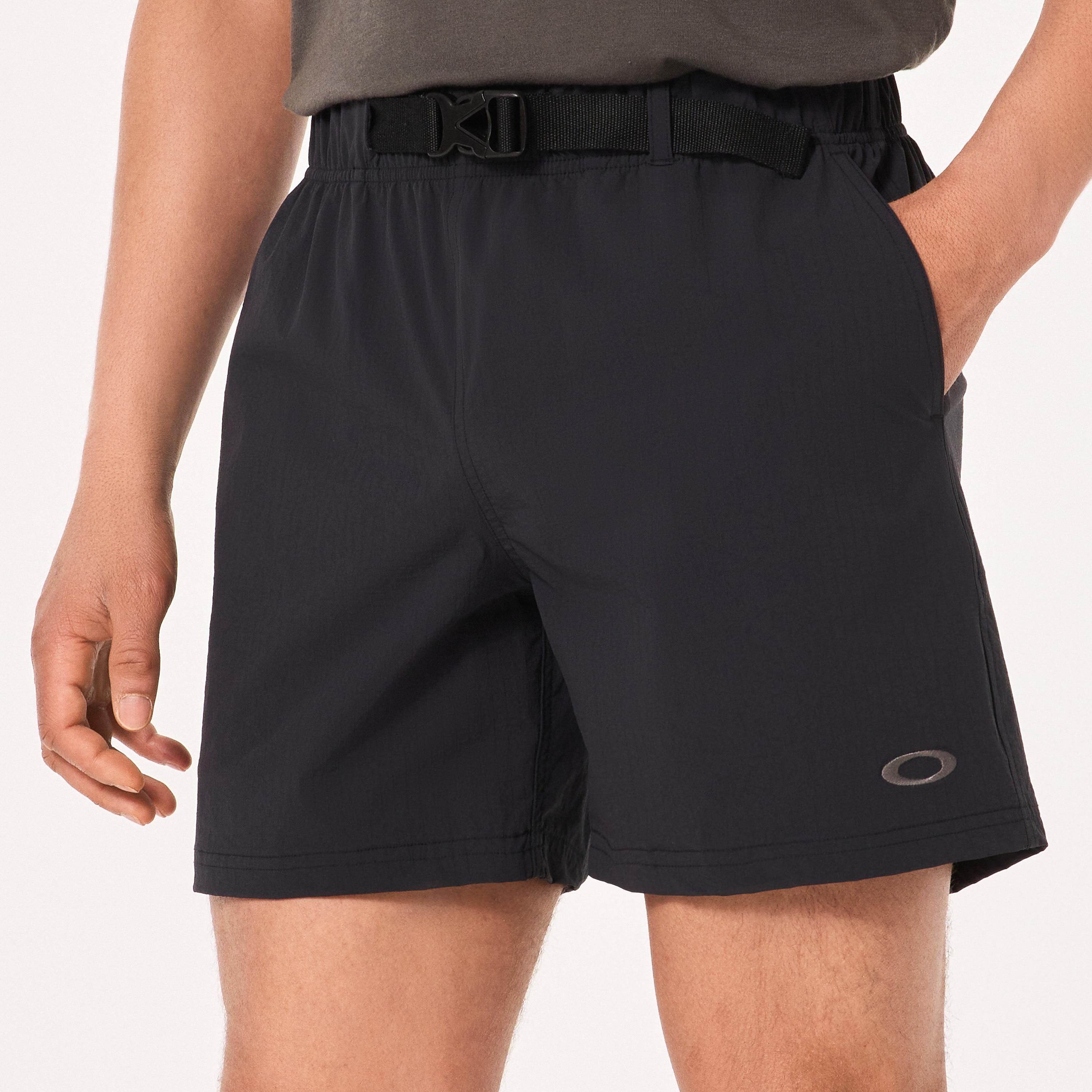 Oakley Men's Latitude 18 Short Size: L Product Image