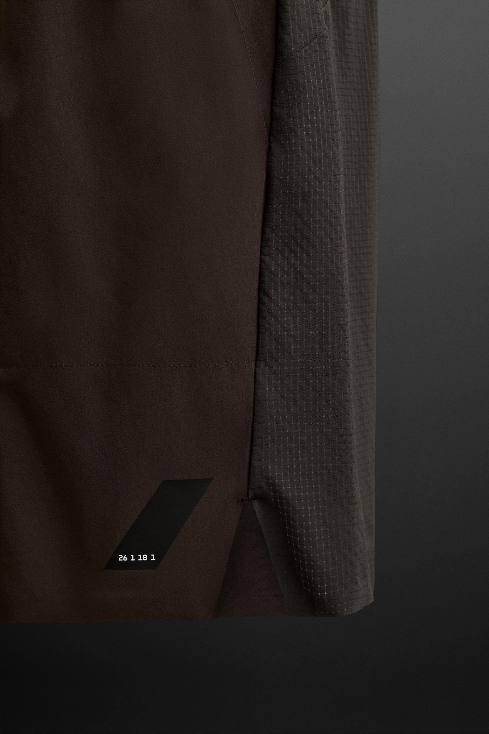 COLOR BLOCK TRAINING SHORTS Product Image