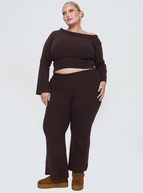 Try Me Knit Pants Chocolate Curve Product Image