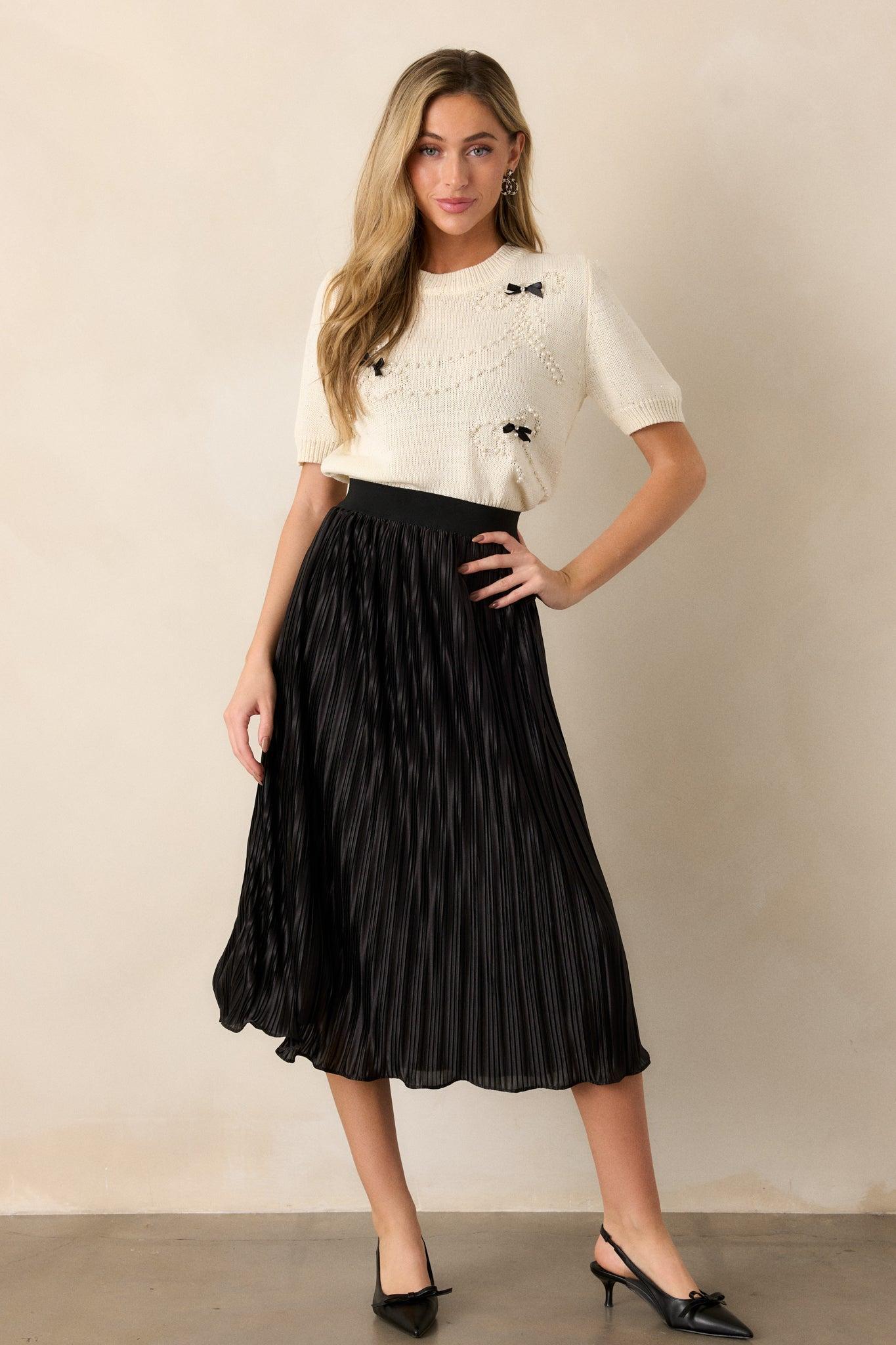 Try And Try Again Black Pleated Midi Skirt Product Image