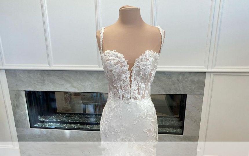 Spaghetti Strap Sweetheart Neckline Lace Trained A-Line Wedding Gown Product Image