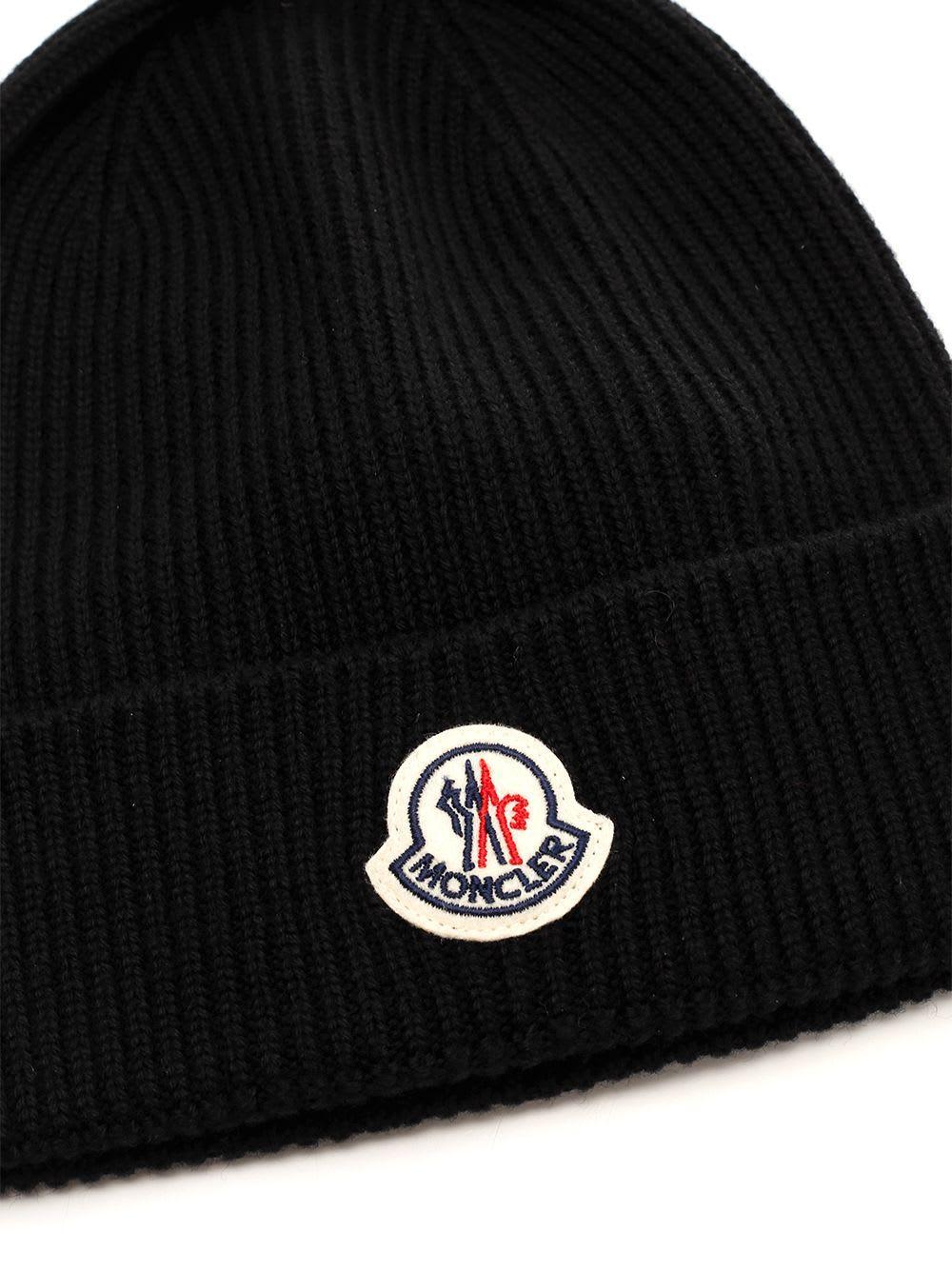 Logo Patch Knitted Beanie In Black Product Image