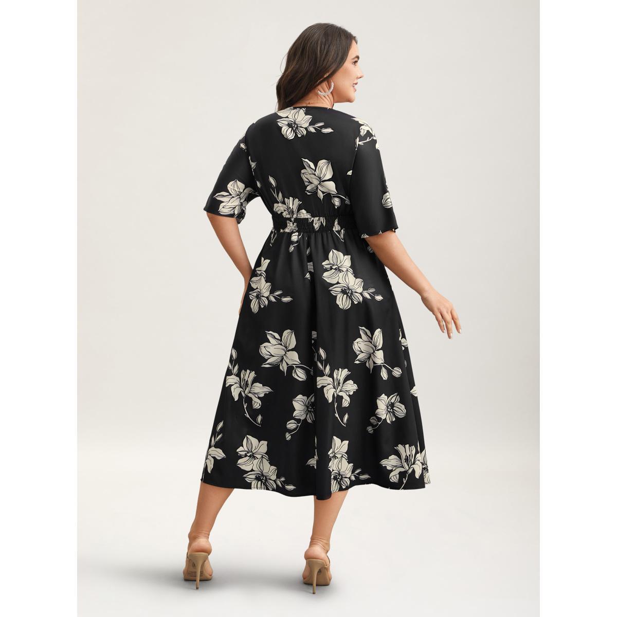 Plus Size Silhouette Floral Print Shirred Waist Midi Dress BlackFlower Women Elegant Shirred Overlap Collar Short sleeve Curvy BloomChic 12/L Product Image