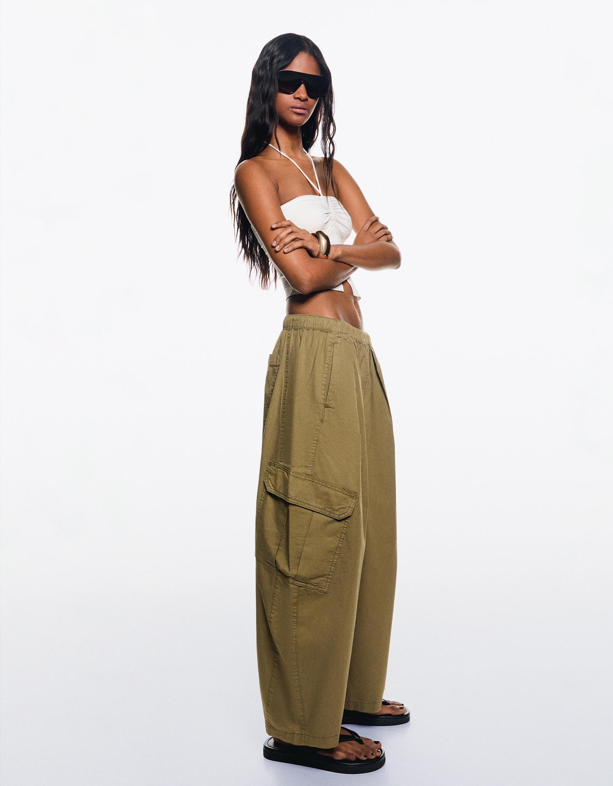 Barrel cotton cargo pants Product Image