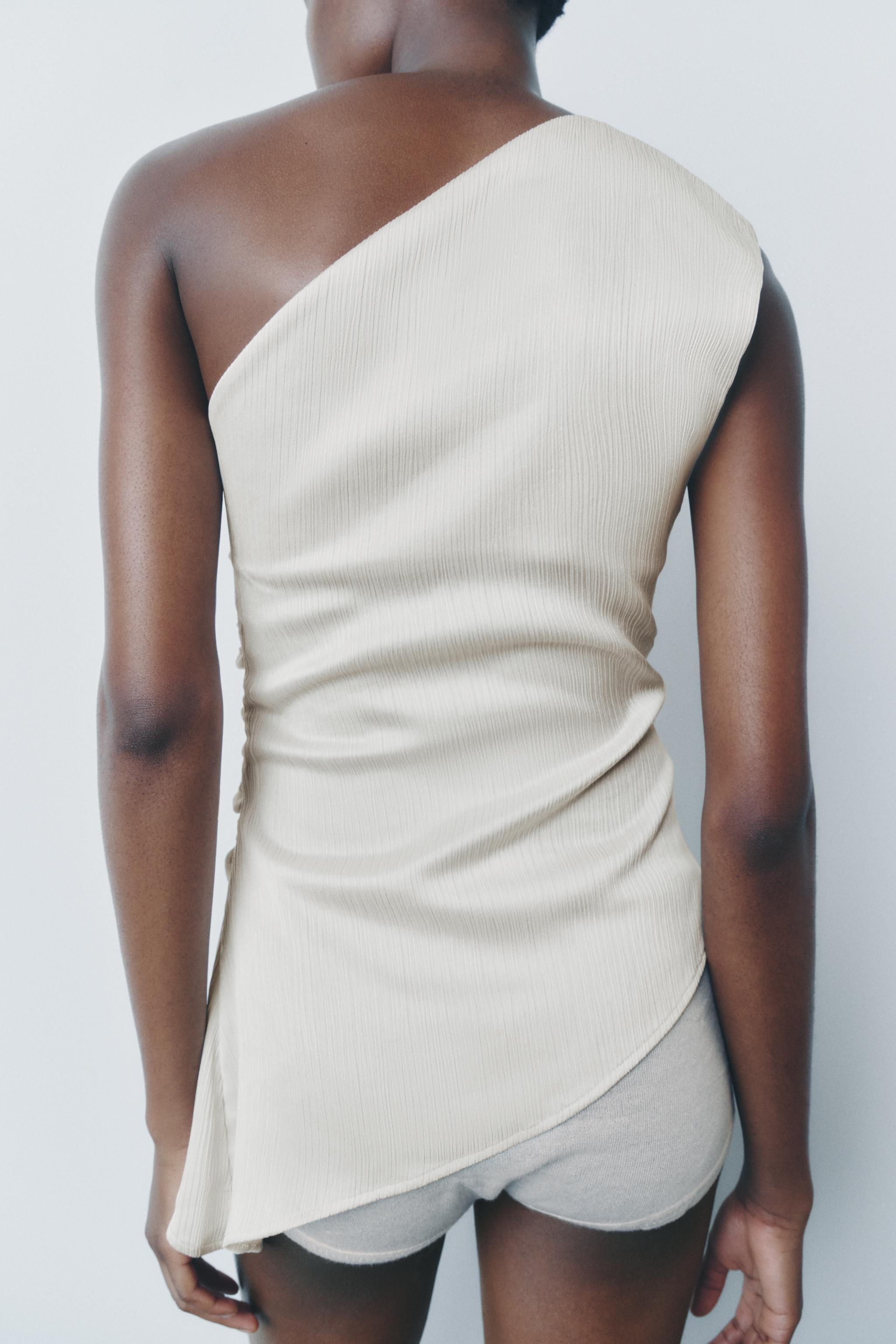 RUCHED ASYMMETRIC TOP Product Image