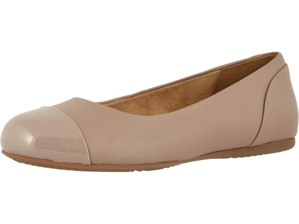 SoftWalk Sonoma Cap Toe Women's Flat Shoes Product Image