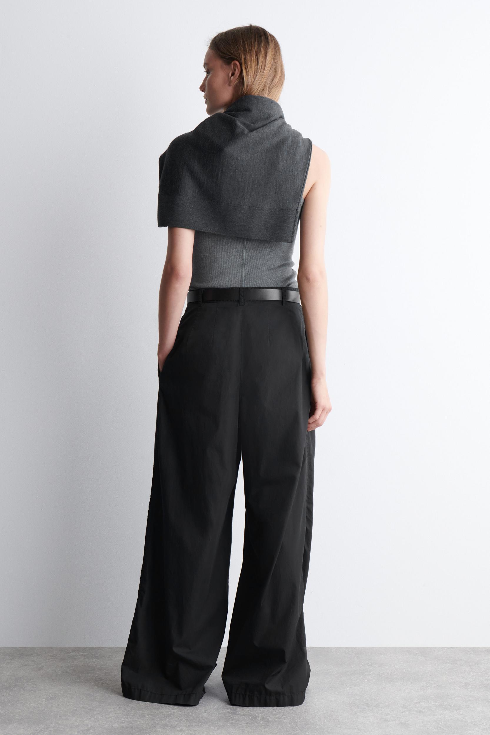 PLEATED COTTON WIDE-LEG PANTS Product Image