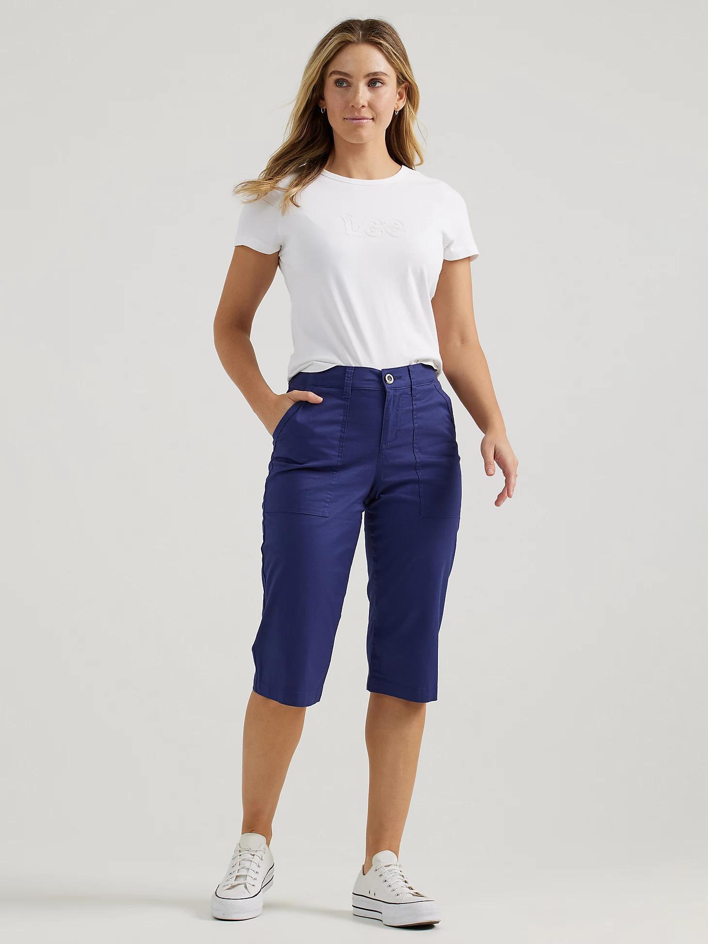 Women's Ultra Lux Comfort with Flex-to-Go Relaxed Fit Utility Skimmer | Women's Capris & Crops | Lee® Product Image