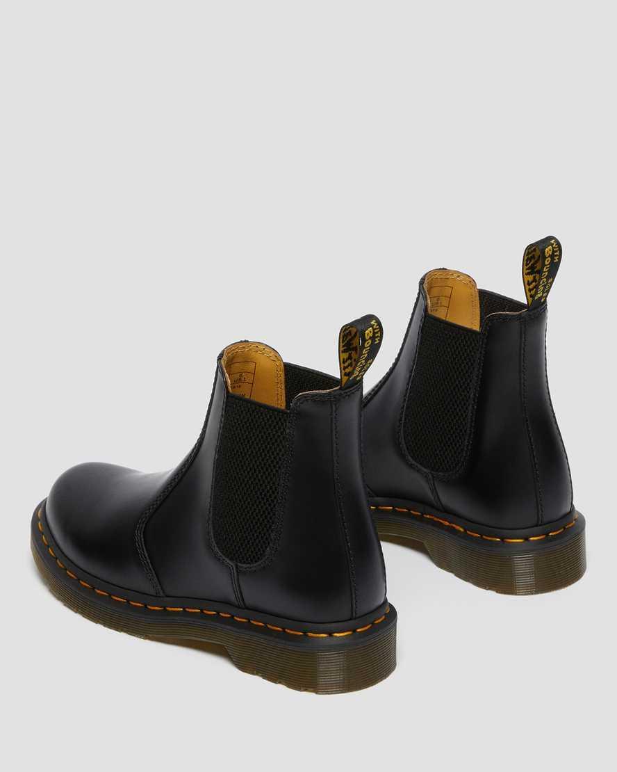 2976 Womens Smooth Leather Chelsea Boots Product Image