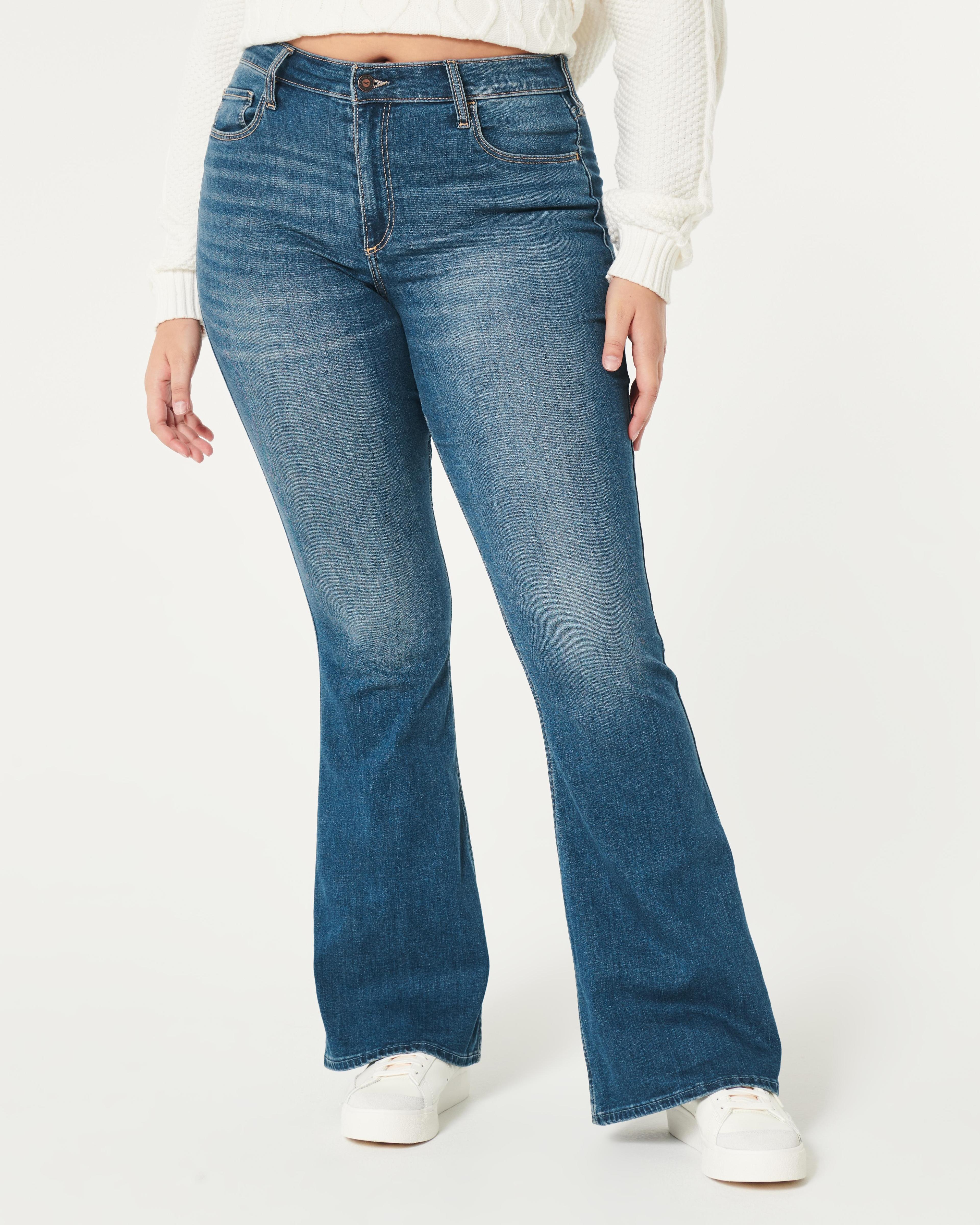 Curvy High-Rise Dark Wash Flare Jeans Product Image