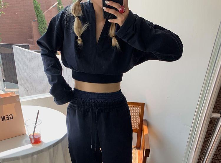 Long-Sleeve V-Neck Plain Wrap Tee / Mock Two-Piece High Rise Sweatpants Product Image