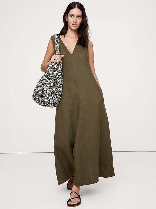 Linen V-Neck Maxi Dress Product Image