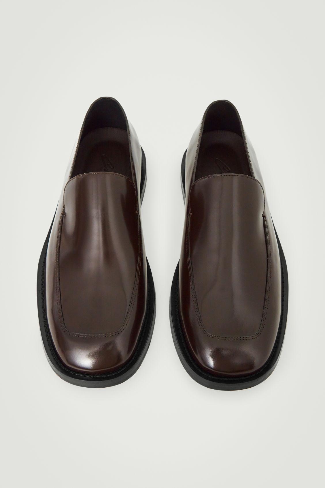 THE LEATHER LOAFERS Product Image