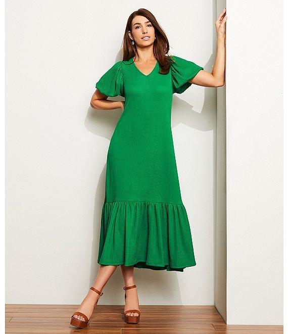 Gibson & Latimer Crepe Waffle Knit V-Neck Tie Back Detail Puffed Short Sleeve Tiered A-Line Flounce Midi Dres Product Image