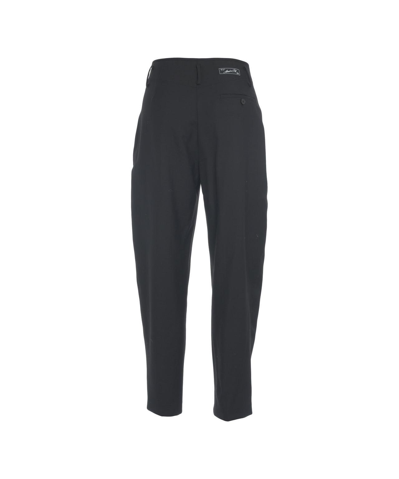 Pleated trousers Product Image