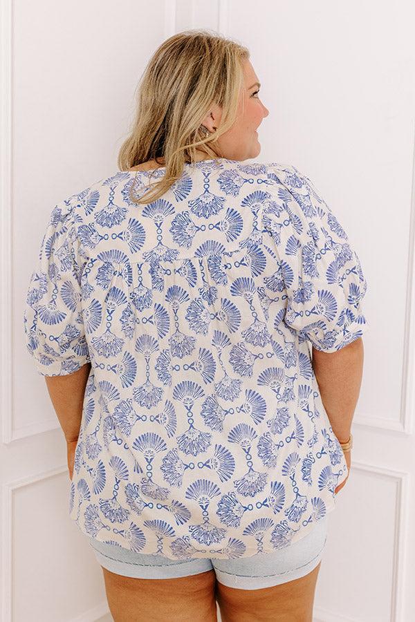 Good Times And Shorelines Shift Top Curves Product Image