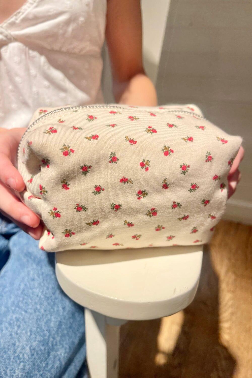 Red Roses Mini Makeup Bag Product Image