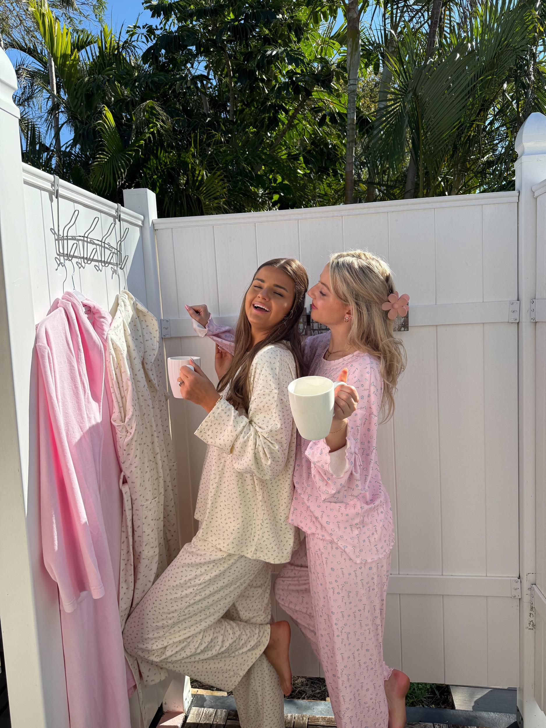 Light Pink Ditsy Floral Long Sleeve Pajama Top Product Image