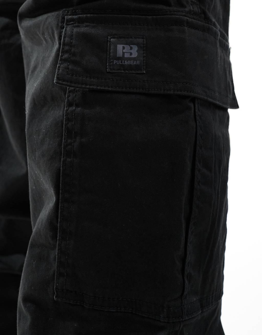 Pull&Bear basic cargo pants in black Product Image